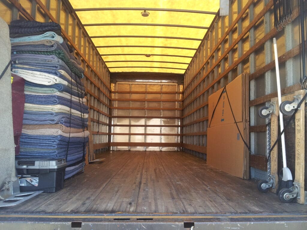 T&E Moving crew on the job